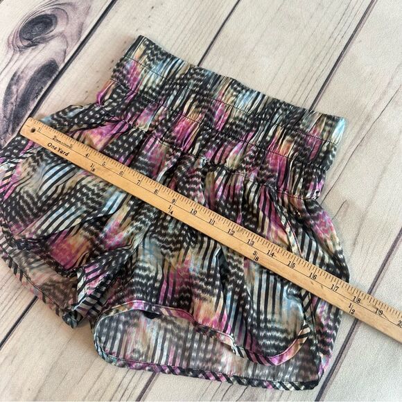 Free People FP Movement The Way Home Running Shorts Sz XS Colorful Euphoria Gym - Picture 10 of 10